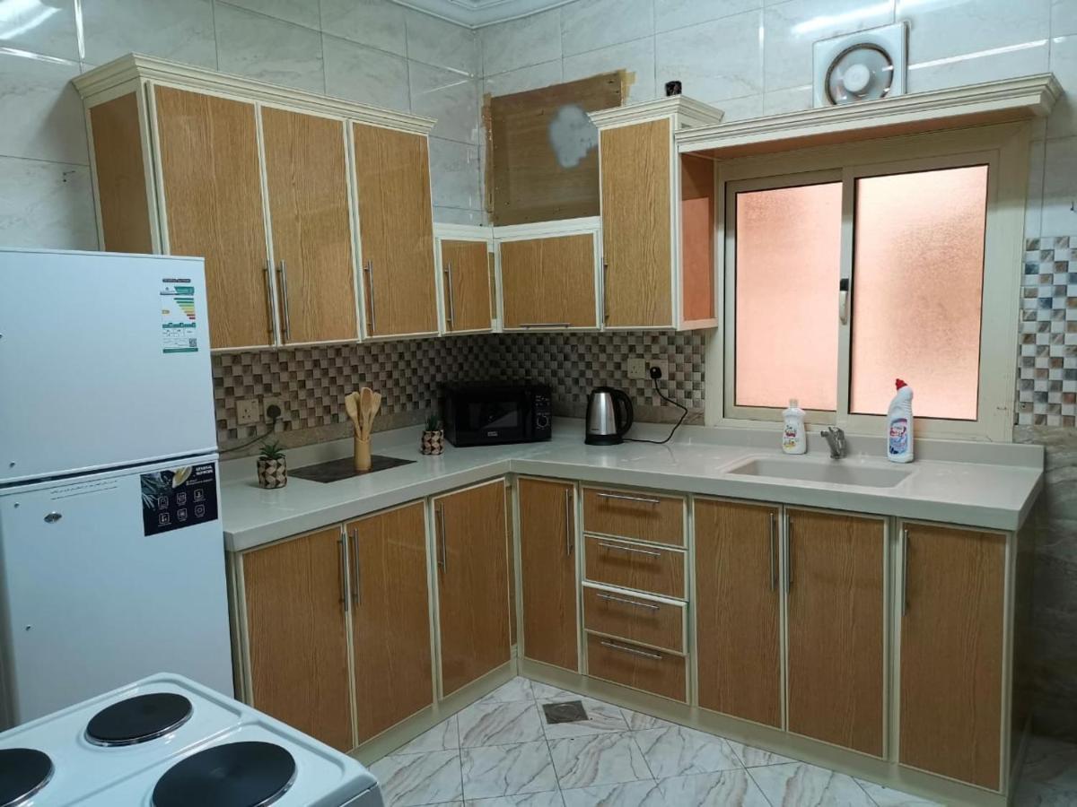 Al Shadi Apartments Yanbu Exteriér fotografie